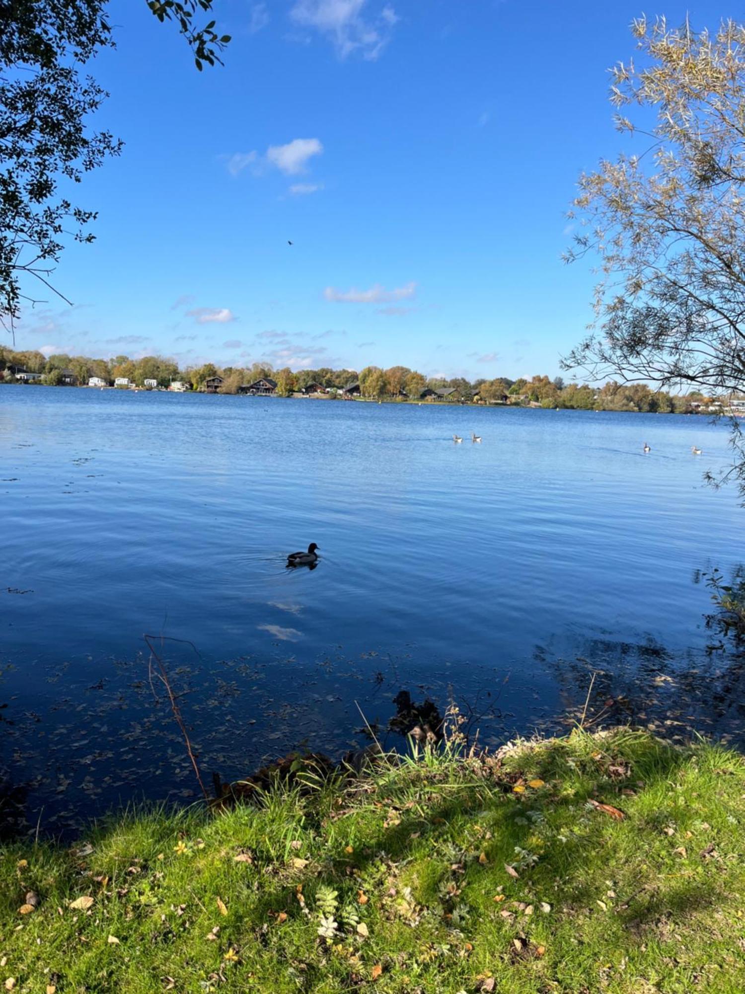Calypso Hot Tub Breaks Tattershall Lakes Pet Friendly Exterior photo